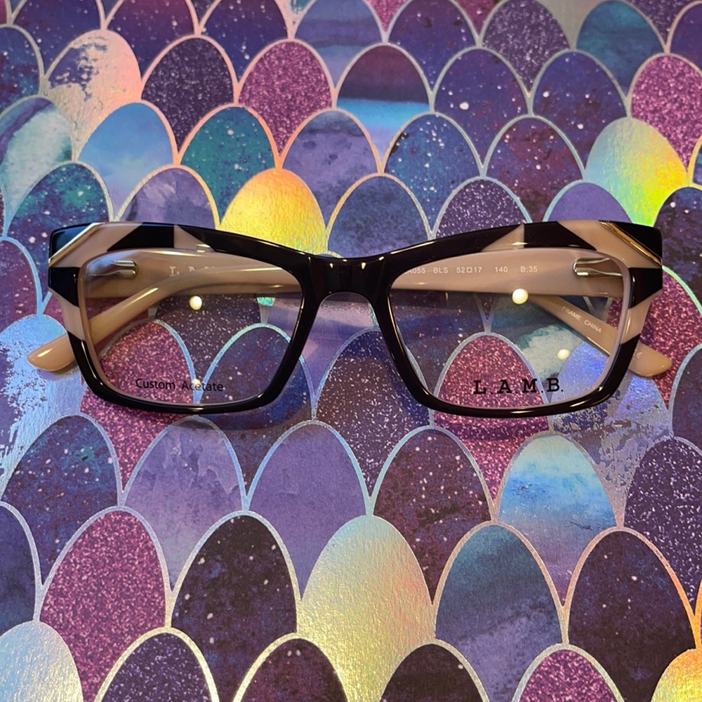 L.A.M.B LA055 Frame By Gwen Stefani